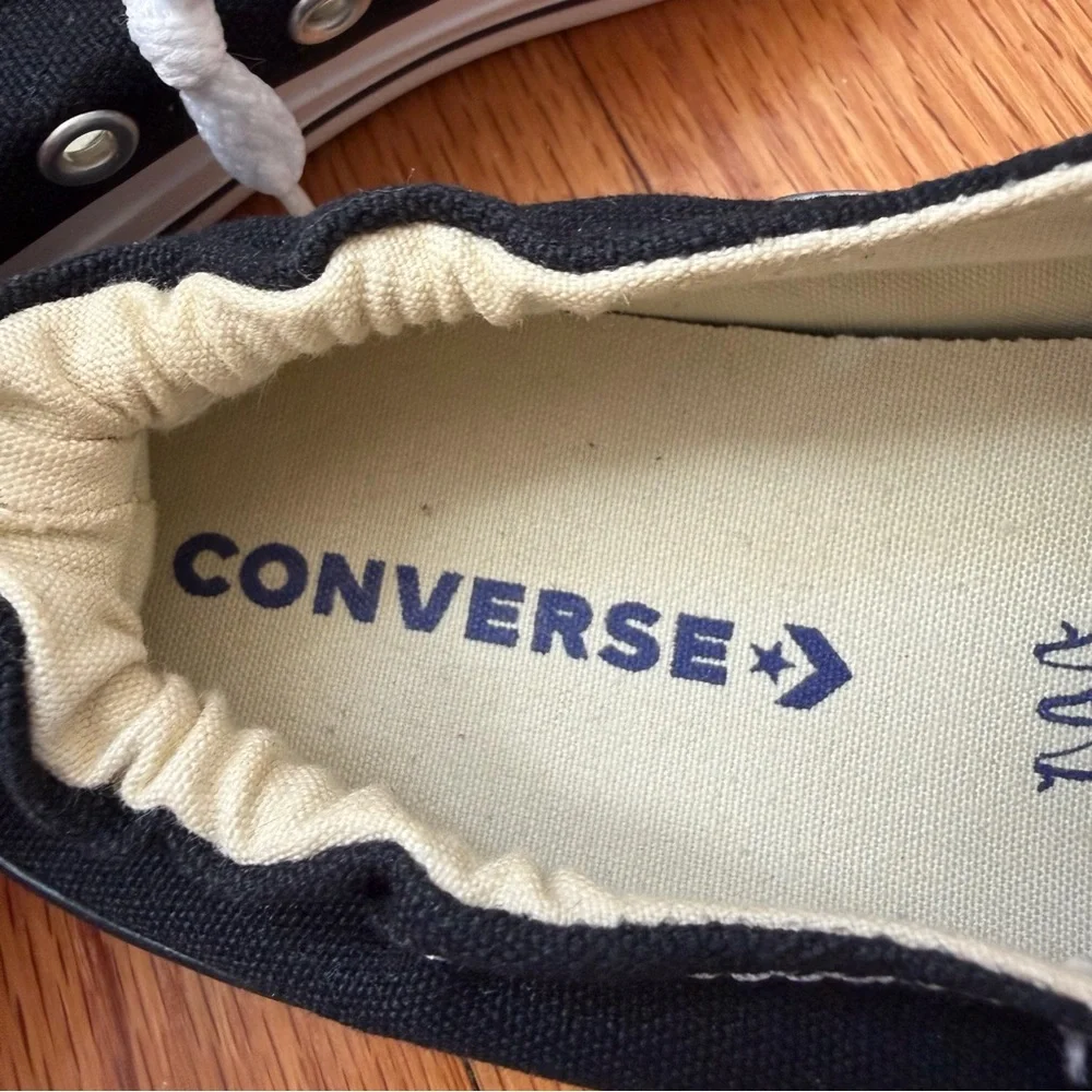 Converse Kids Black Low-Top Slip On Canvas Sneakers Kids Size 4